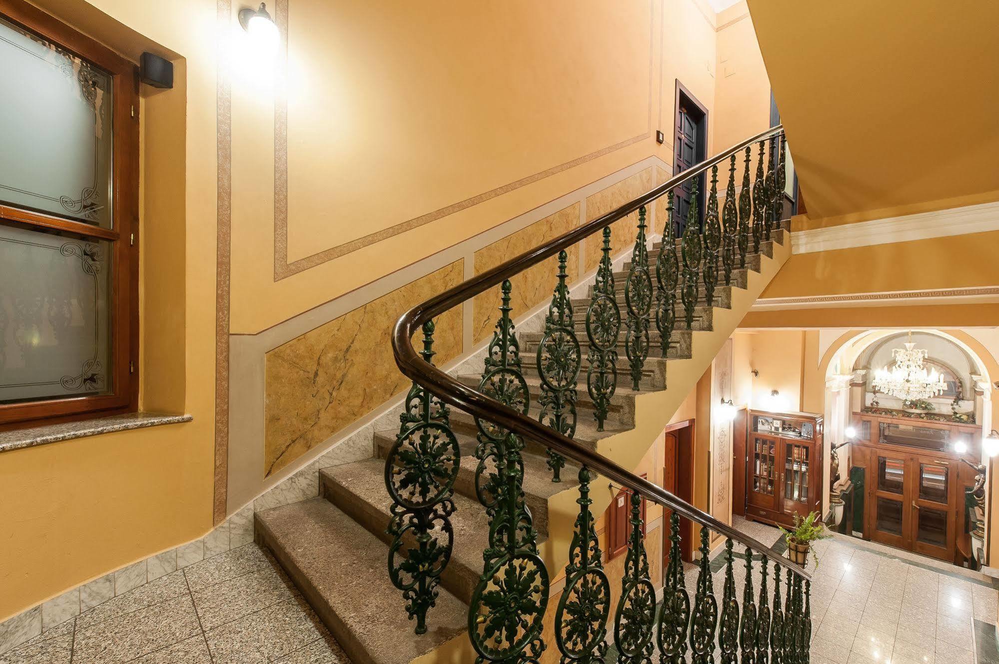 ホテル ボヘミア プラザ レジデンス プラハ エクステリア 写真